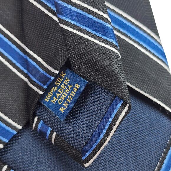 4 Men’s Neckties Lot of Club Room Ties All 100% Silk Blue Red Stripe Checkered - Picture 9 of 9